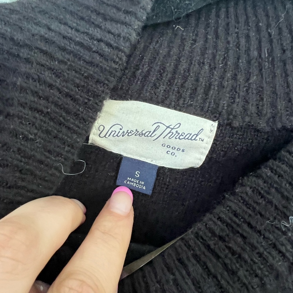Universal Thread Striped Sweater - Small - Picture 2 of 2
